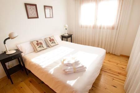 Casa Amb Jardi Alp Apartment Ngoại thất bức ảnh
