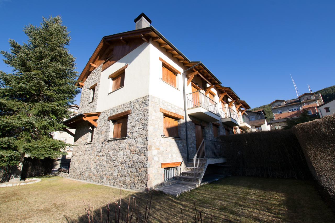 Casa Amb Jardi Alp Apartment Ngoại thất bức ảnh